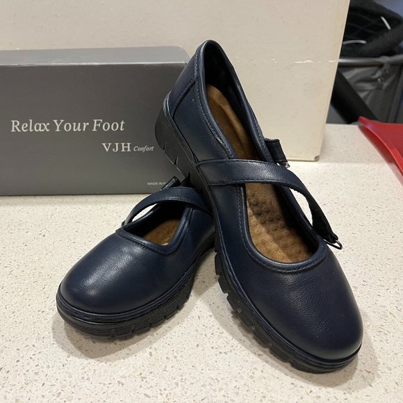 VJH Comfort walking shoes. Like NEW. Worn once. Sent in box - Picture 1 of 6